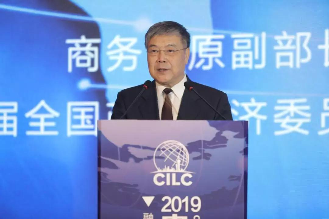 褚飞跃副会长讲到:本次会议是在全行业智慧物流取得阶段性成果